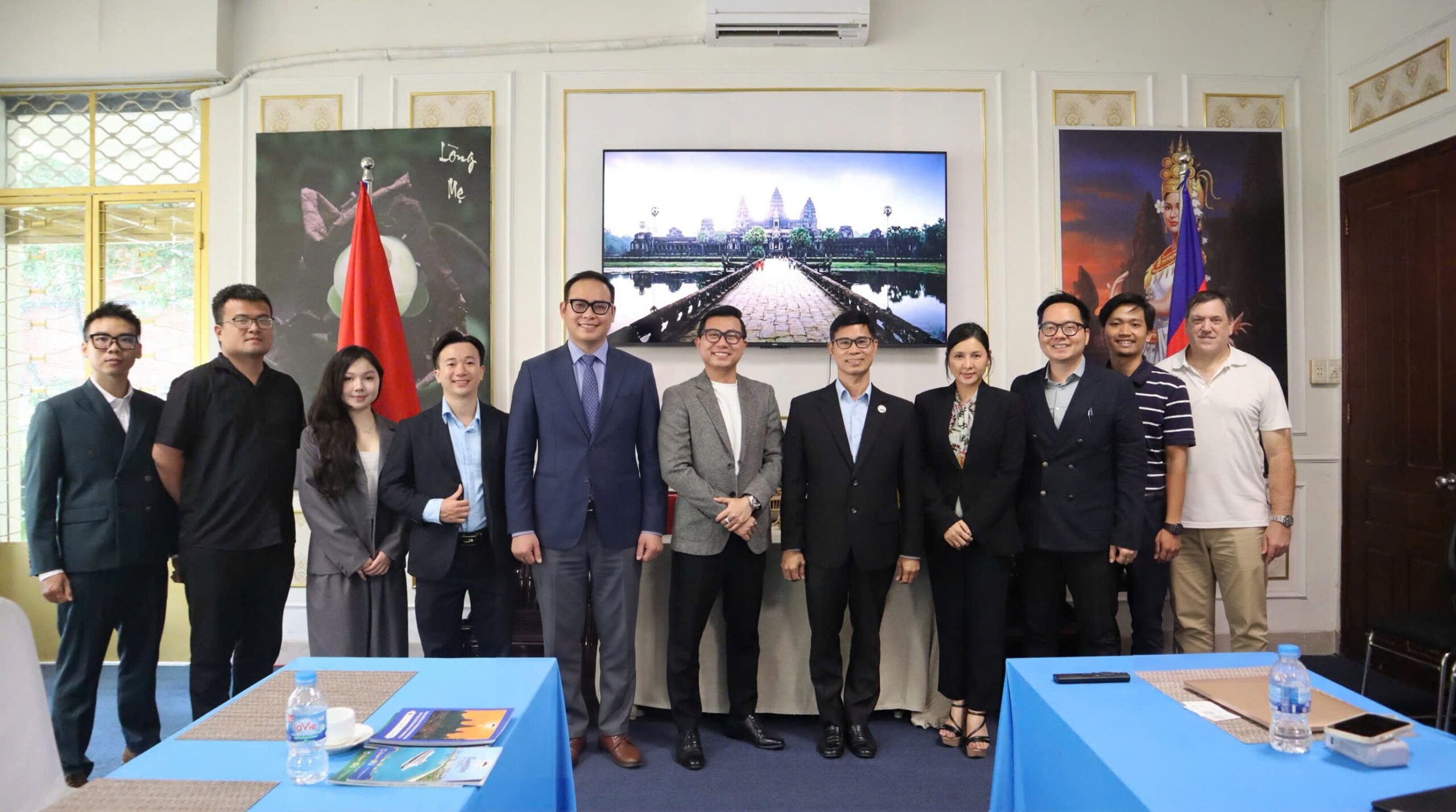 Trung tâm Trọng tài Quốc tế Việt Nam – Singapore làm việc với Tham tán Thương mại Campuchia tại TP. Hồ Chí Minh